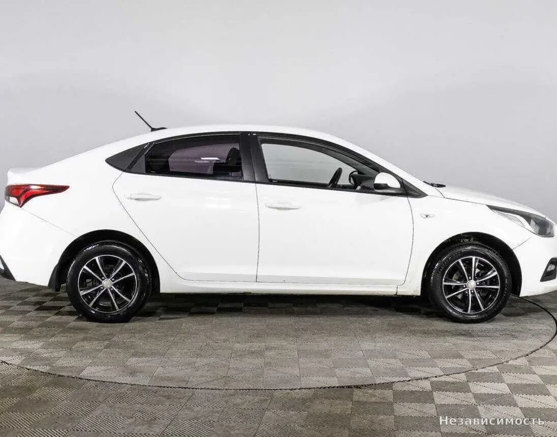 Hyundai Solaris 2017 с пробегом — фото 4