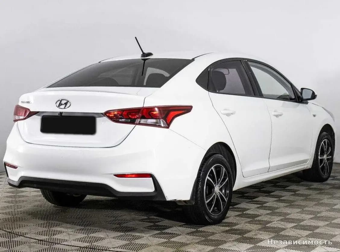 Hyundai Solaris 2017 с пробегом — фото 5