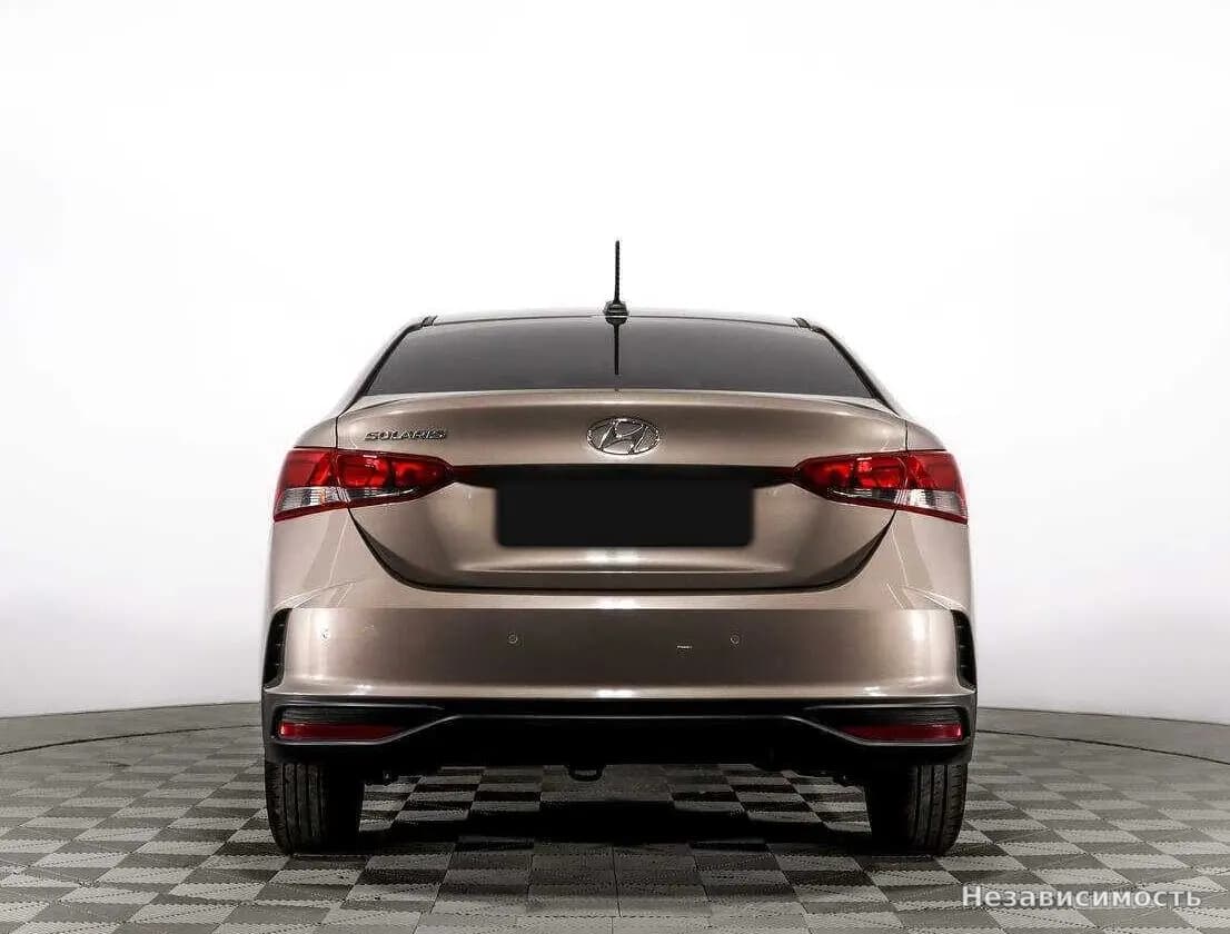 Hyundai Solaris 2022 с пробегом — фото 6