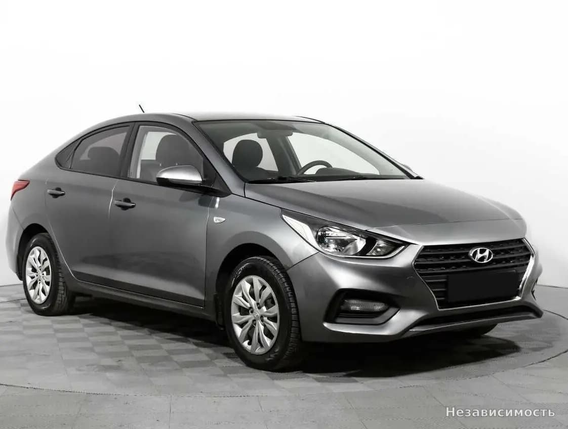 Hyundai Solaris 2017 с пробегом — фото 3