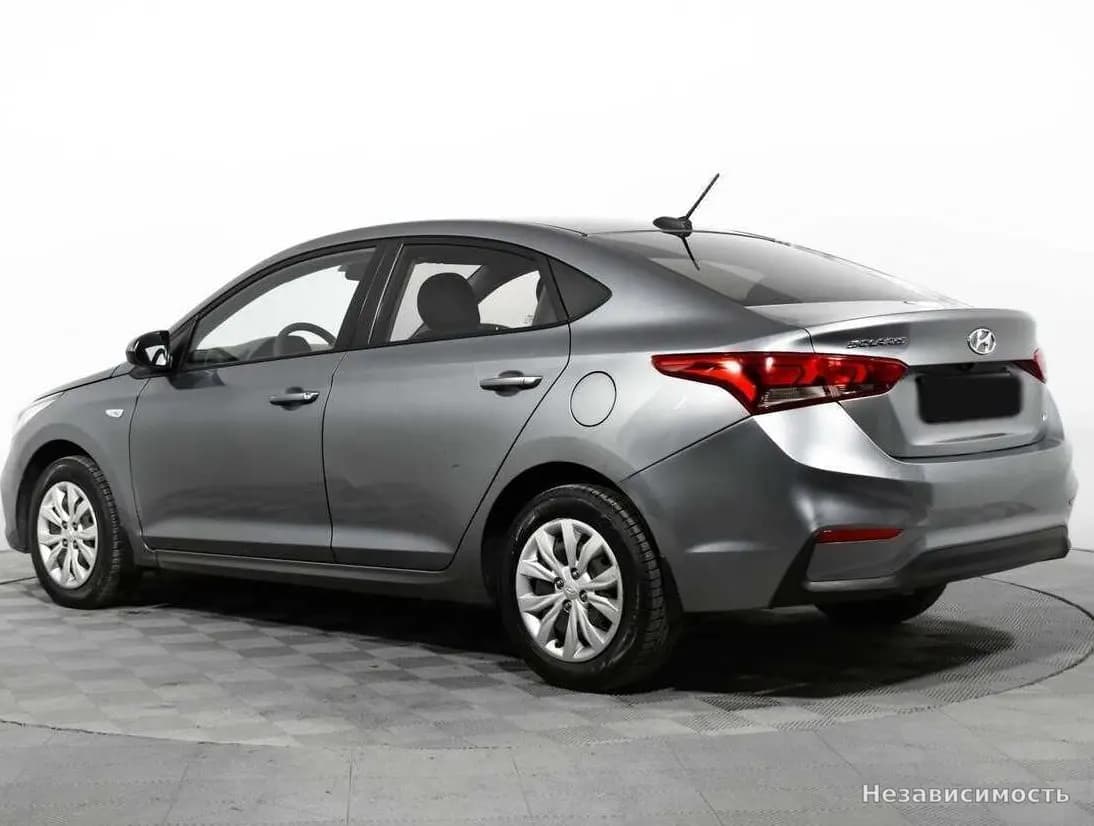 Hyundai Solaris 2017 с пробегом — фото 7