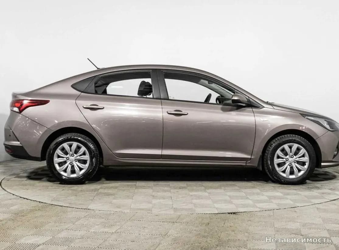Hyundai Solaris 2021 с пробегом — фото 4