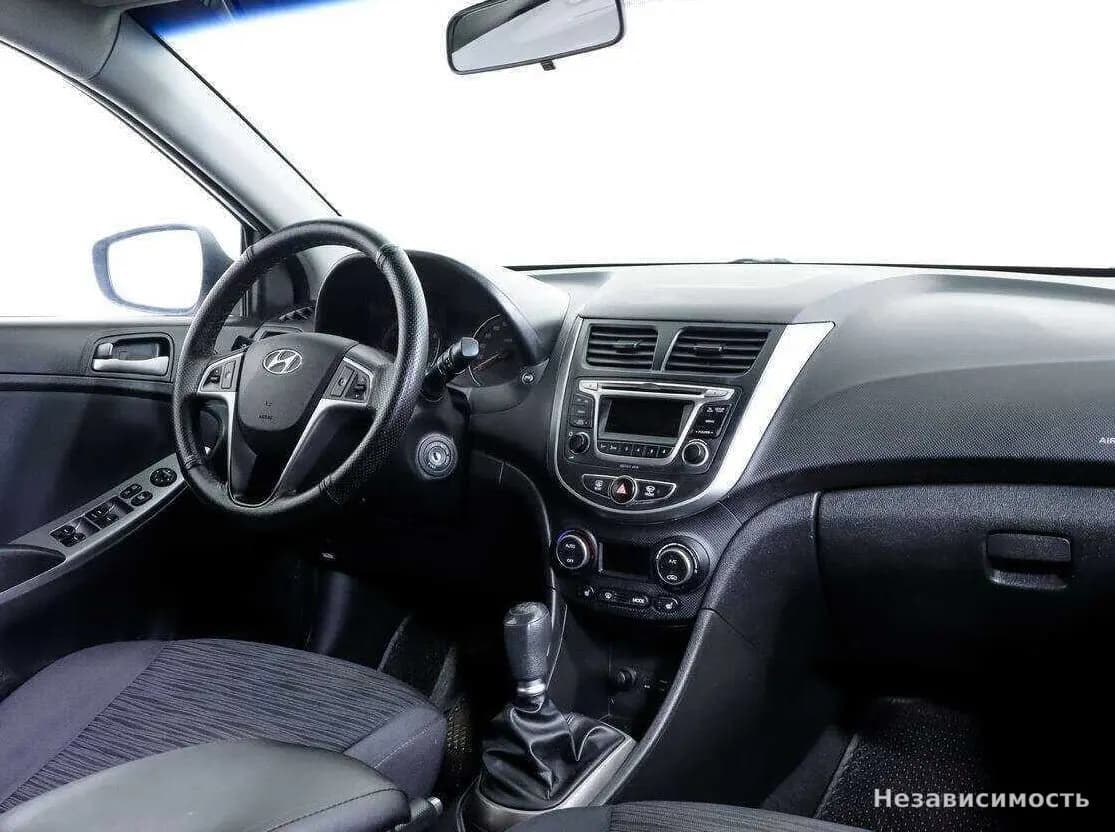 Hyundai Solaris 2016 с пробегом — фото 8