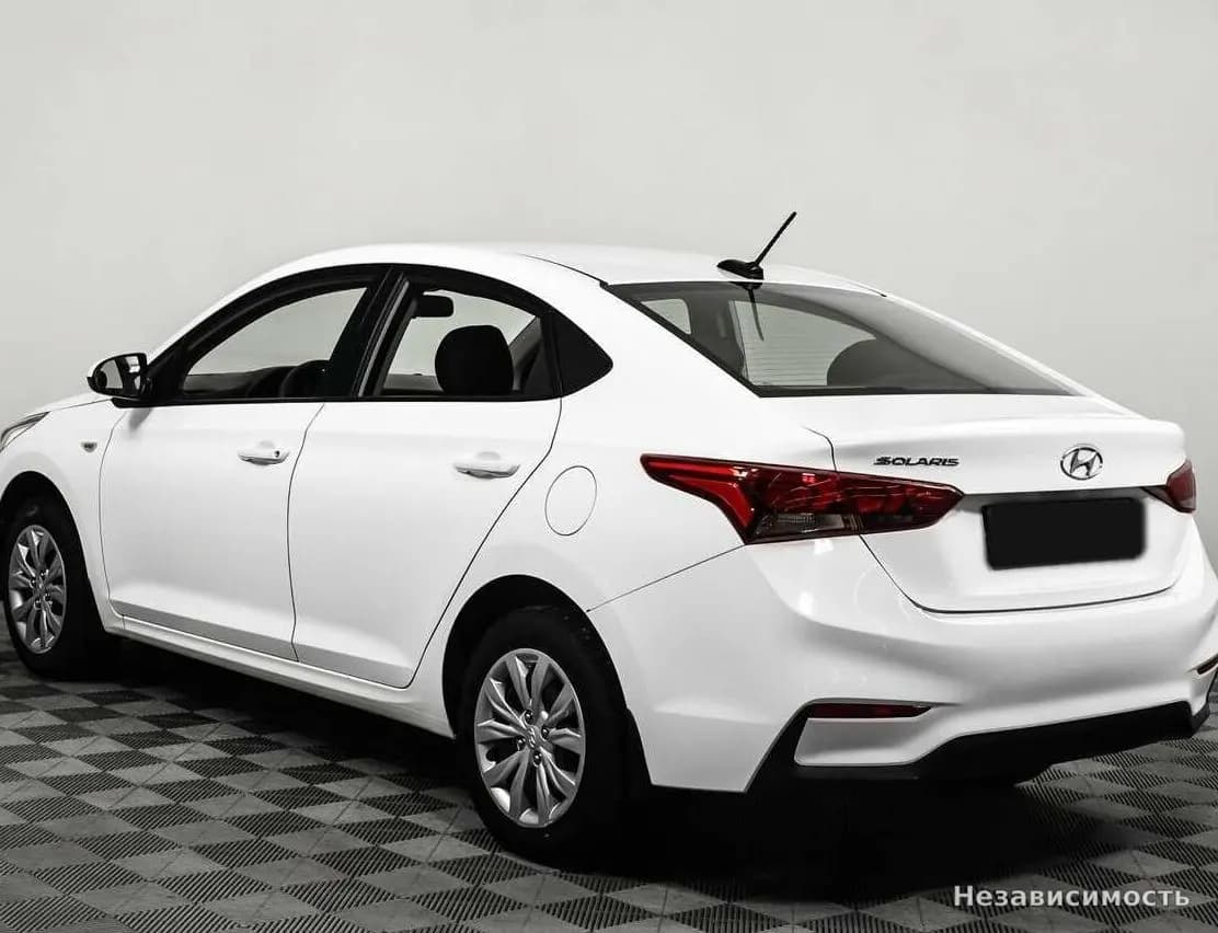 Hyundai Solaris 2018 с пробегом — фото 7