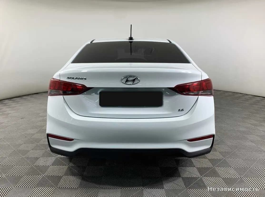 Hyundai Solaris 2017 с пробегом — фото 5
