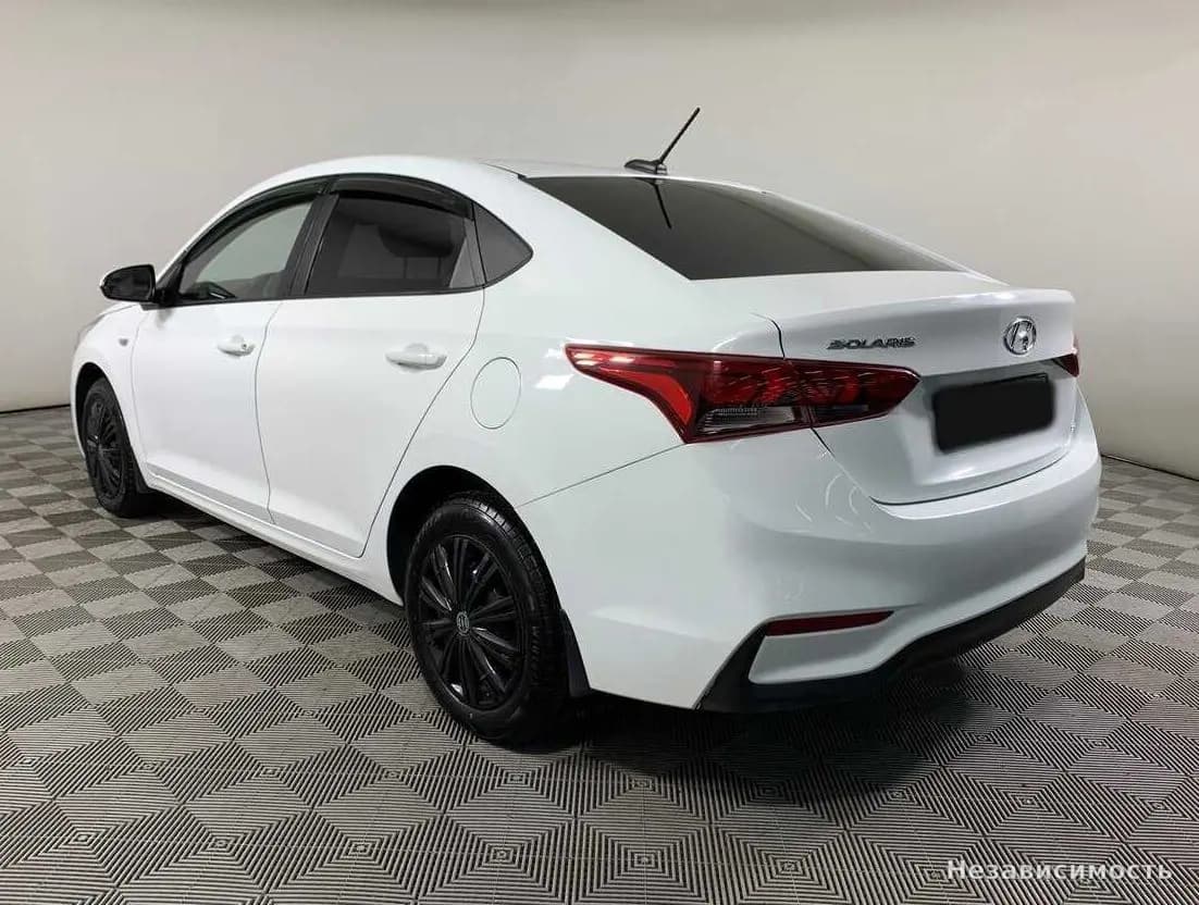 Hyundai Solaris 2017 с пробегом — фото 6