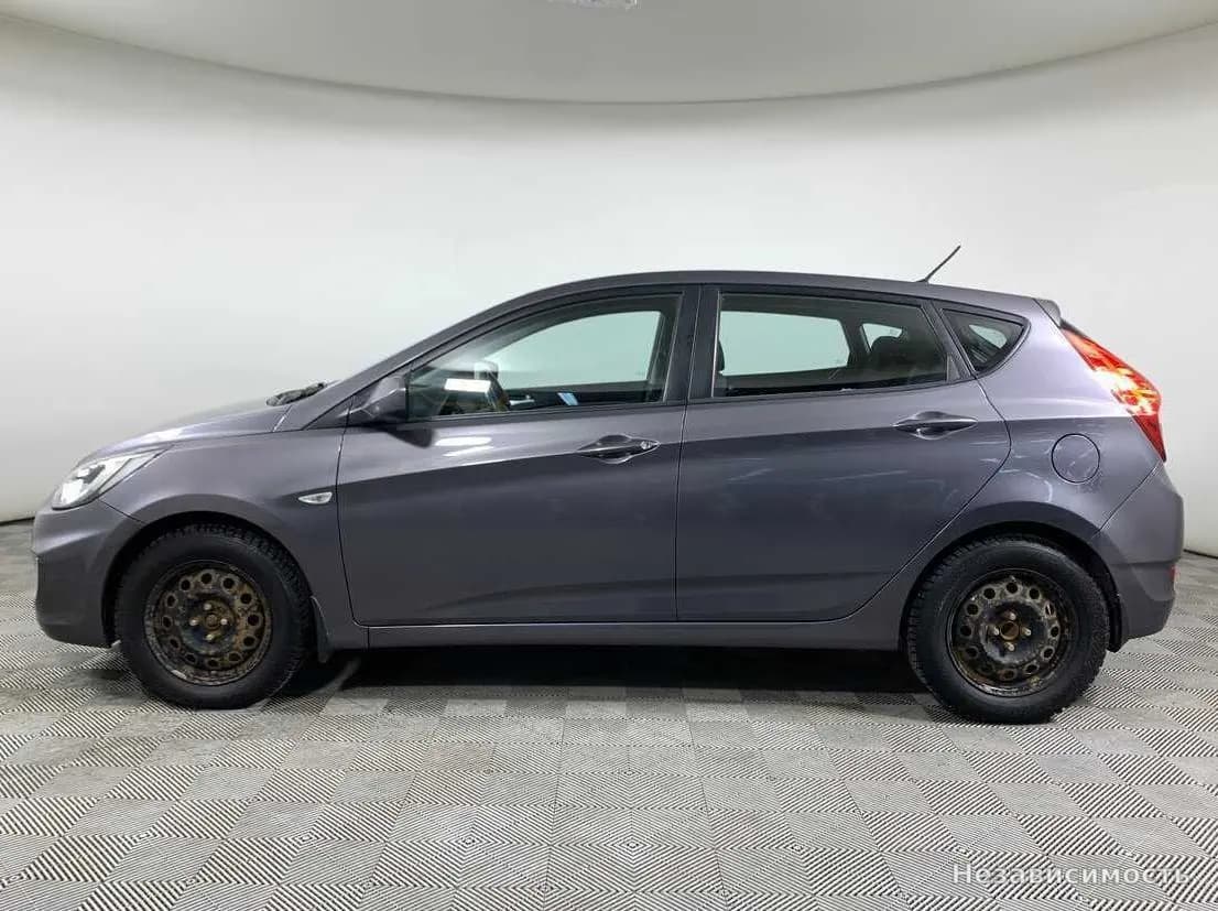 Hyundai Solaris 2012 с пробегом — фото 8