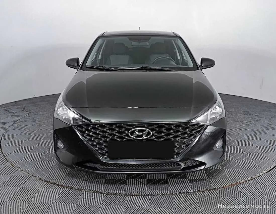 Hyundai Solaris 2021 с пробегом — фото 2