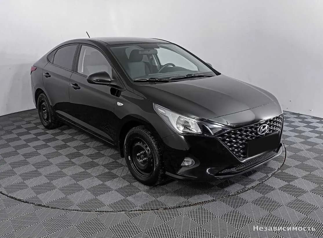 Hyundai Solaris 2021 с пробегом — фото 3