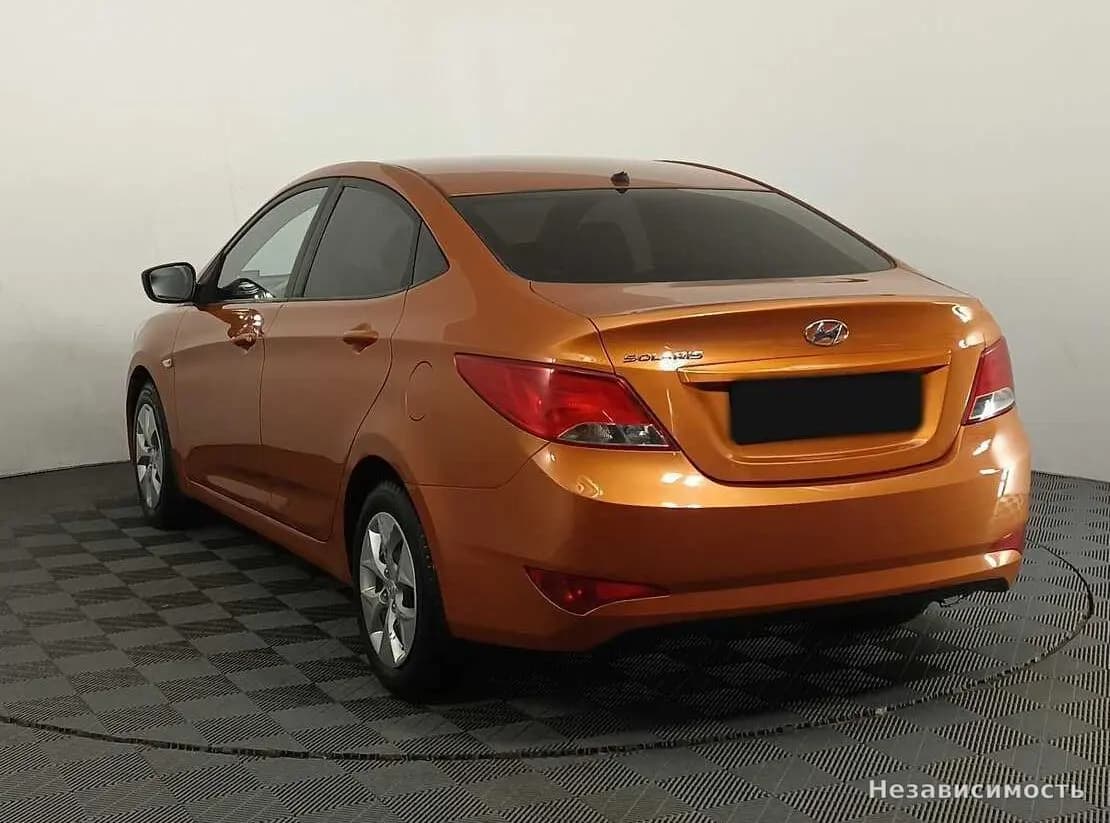Hyundai Solaris 2016 с пробегом — фото 6
