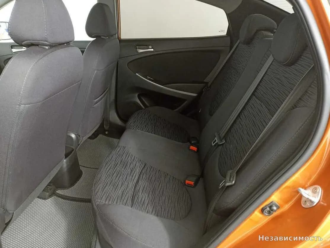 Hyundai Solaris 2016 с пробегом — фото 10