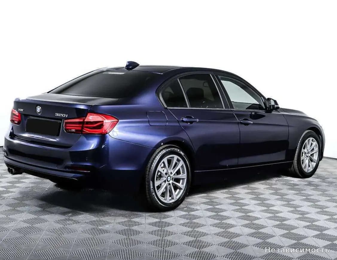 BMW 3 серии 2017 с пробегом — фото 5
