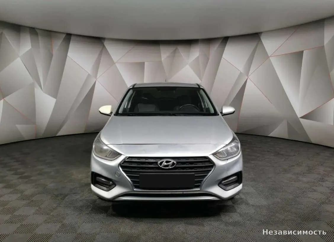 Hyundai Solaris 2018 с пробегом — фото 7