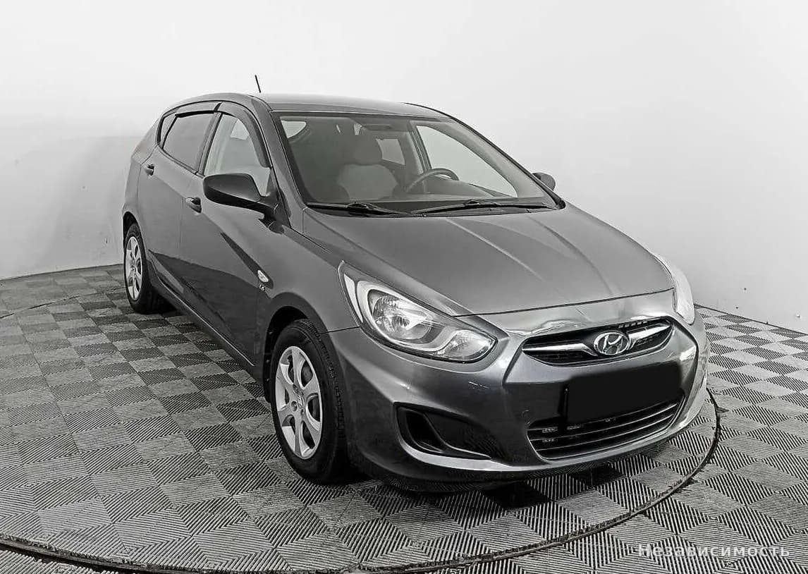 Hyundai Solaris 2014 с пробегом — фото 3