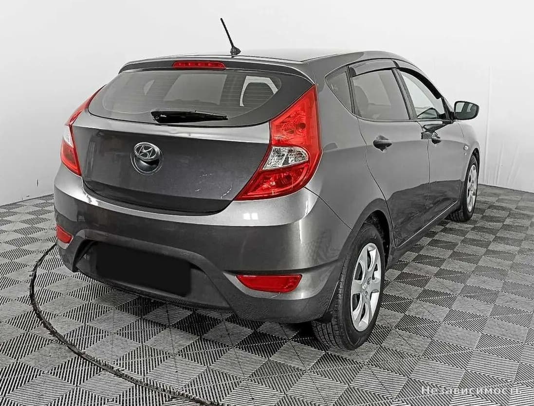 Hyundai Solaris 2014 с пробегом — фото 4
