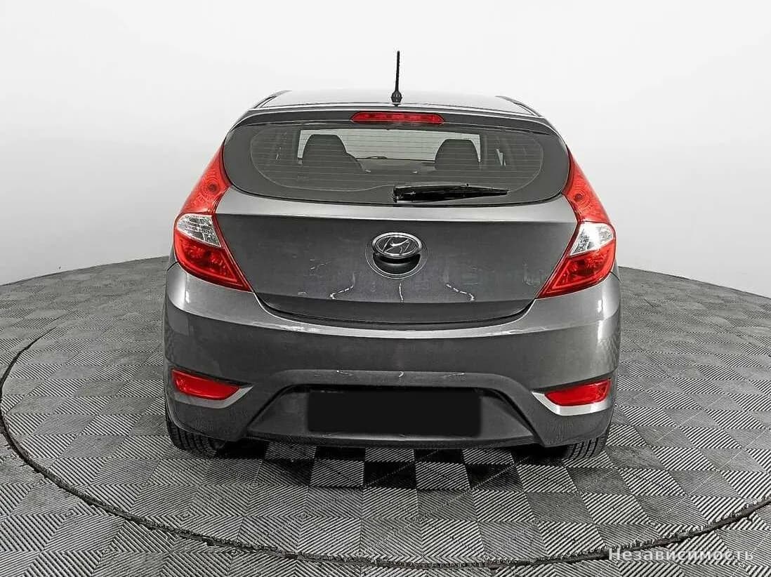 Hyundai Solaris 2014 с пробегом — фото 5