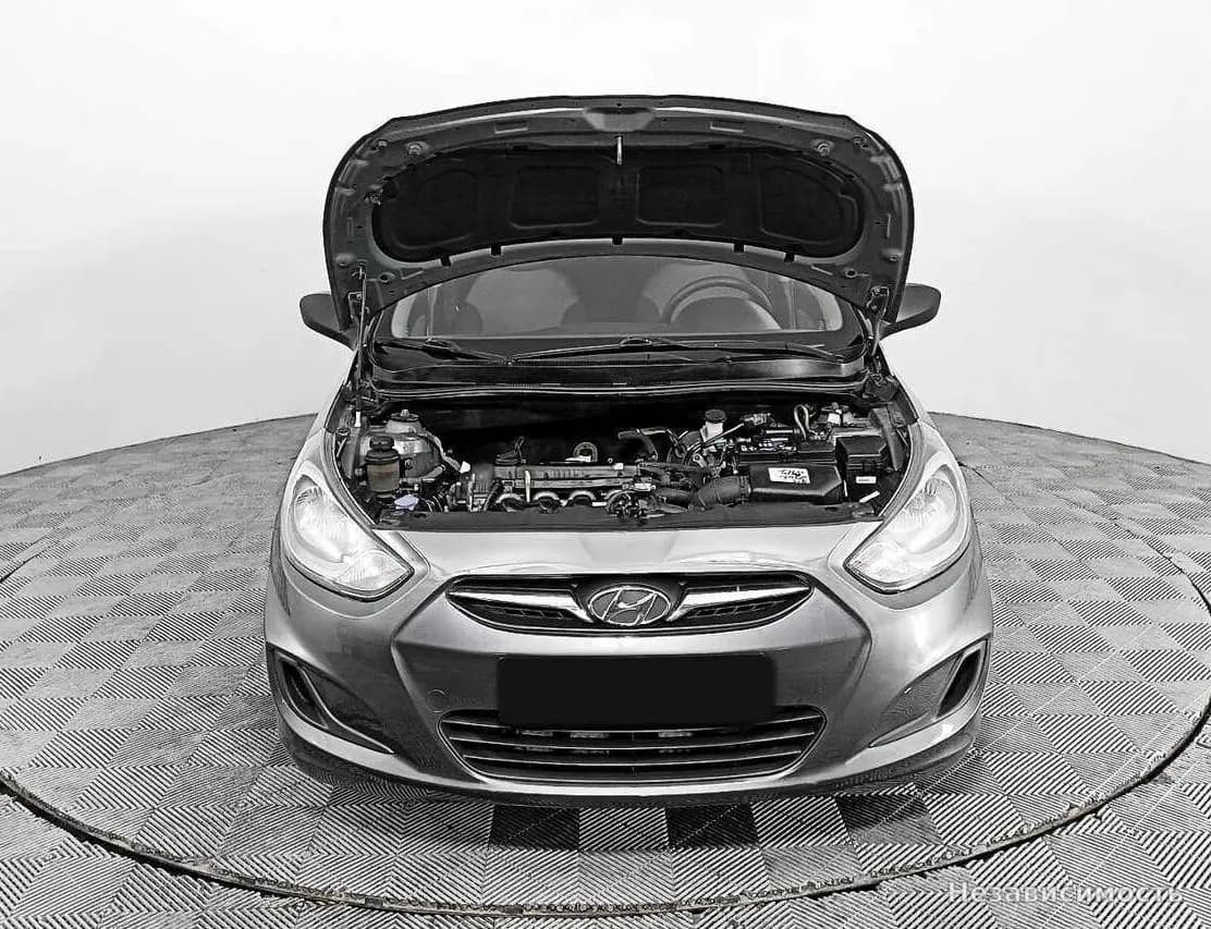 Hyundai Solaris 2014 с пробегом — фото 6