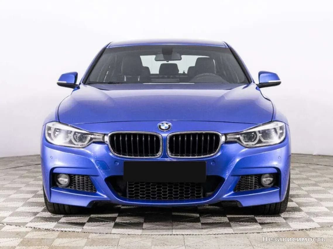 BMW 3 серии 2018 с пробегом — фото 2