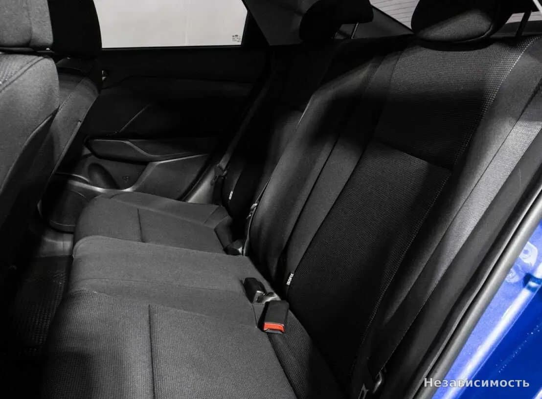 Hyundai Solaris 2019 с пробегом — фото 10