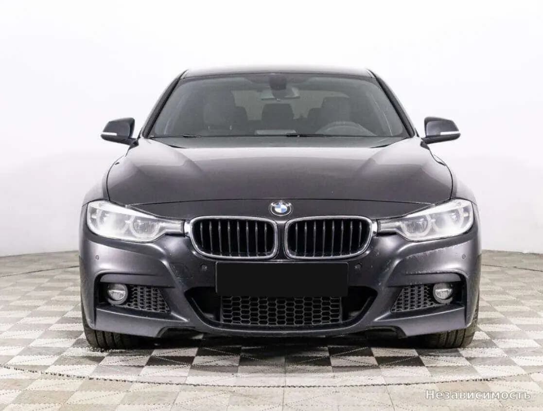 BMW 3 серии 2017 с пробегом — фото 2