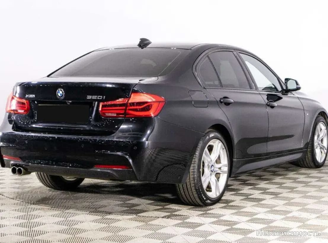 BMW 3 серии 2017 с пробегом — фото 5