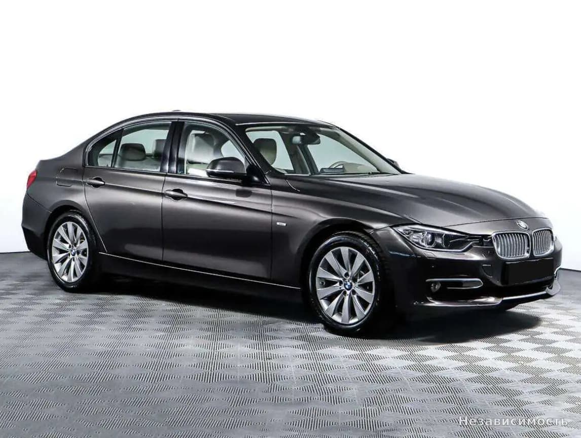 BMW 3 серии 2012 с пробегом — фото 3