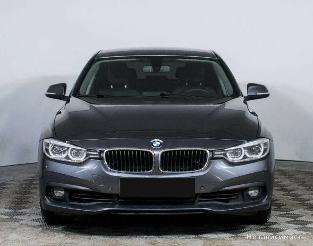 BMW 3 серии 2017 с пробегом — фото 2