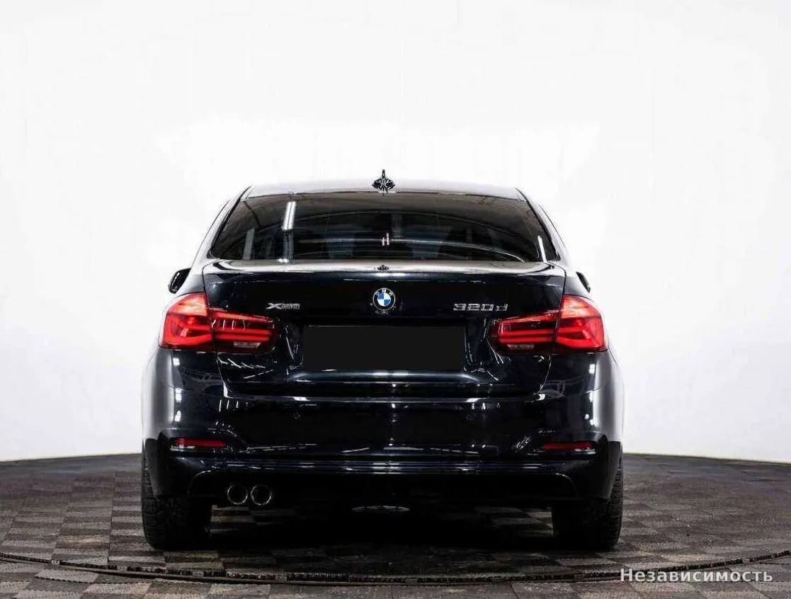BMW 3 серии 2018 с пробегом — фото 5