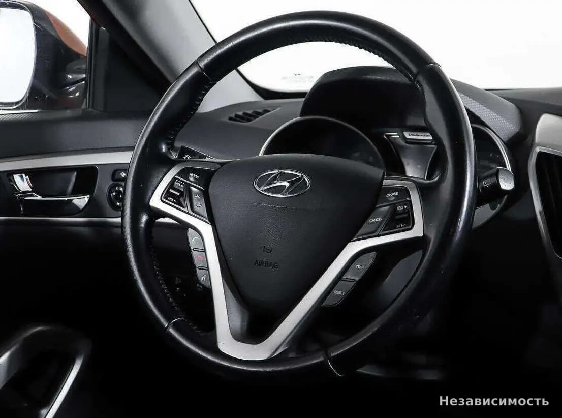 Hyundai Veloster 2014 с пробегом — фото 9