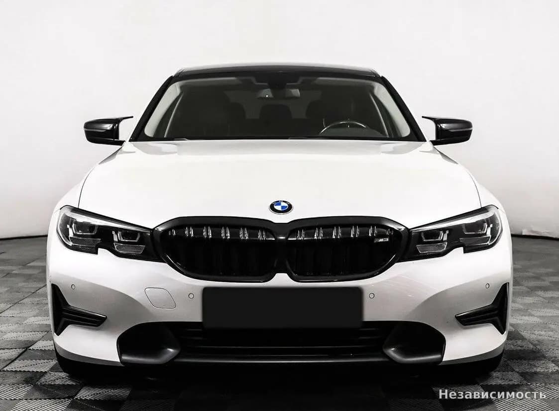BMW 3 серии 2019 с пробегом — фото 2