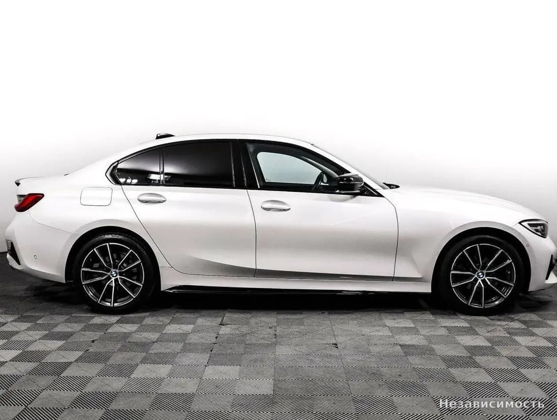 BMW 3 серии 2019 с пробегом — фото 4