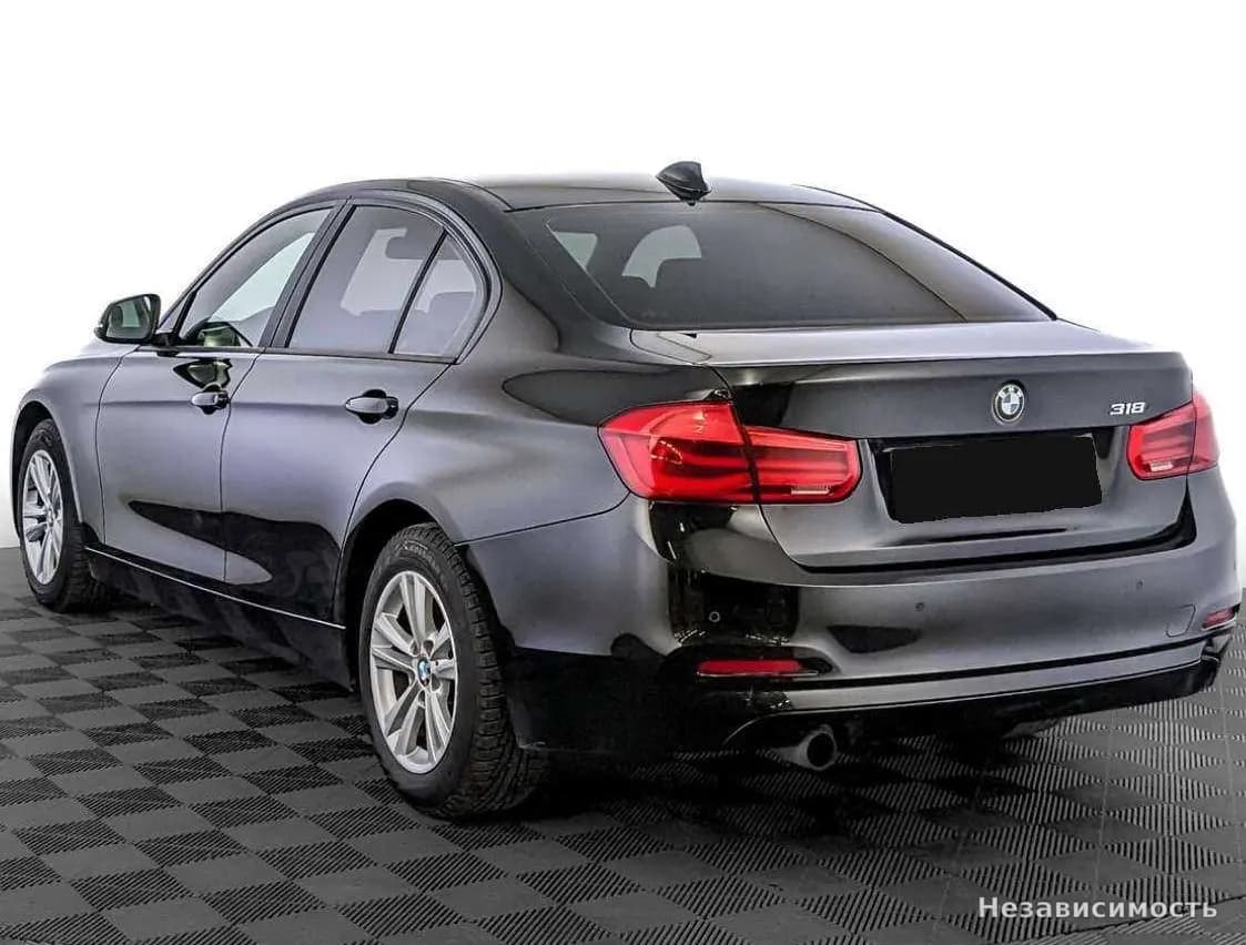 BMW 3 серии 2018 с пробегом — фото 7