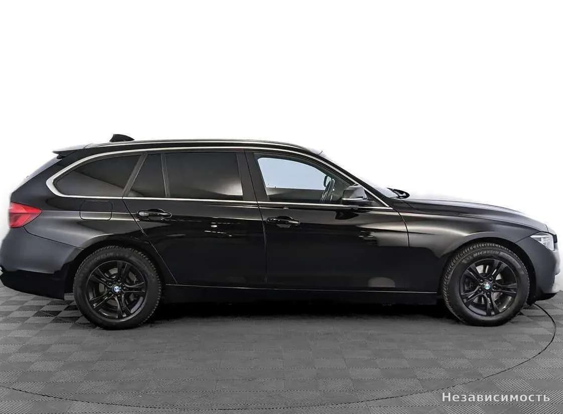 BMW 3 серии 2019 с пробегом — фото 4