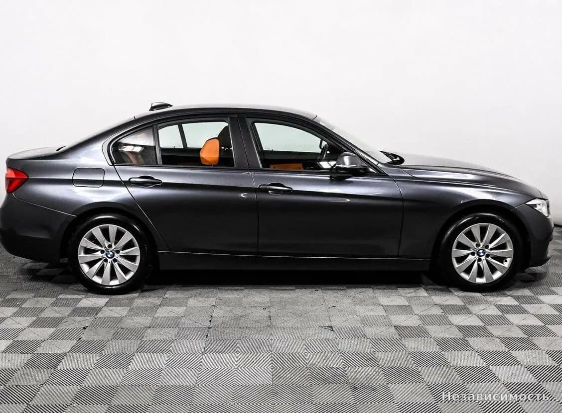 BMW 3 серии 2017 с пробегом — фото 4