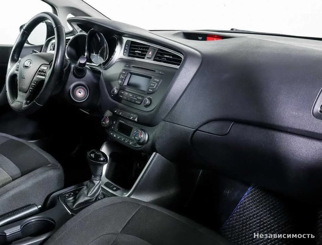 KIA Ceed 2016 с пробегом — фото 6