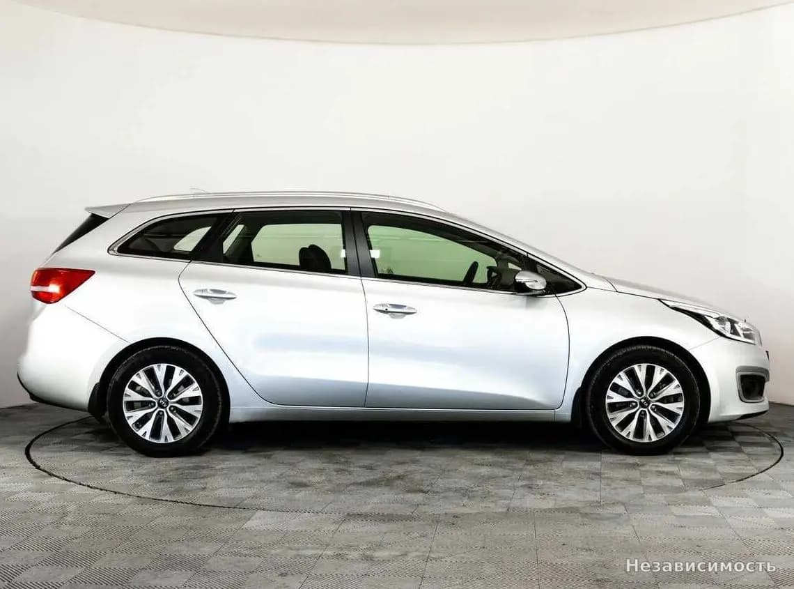 KIA Ceed 2017 с пробегом — фото 4