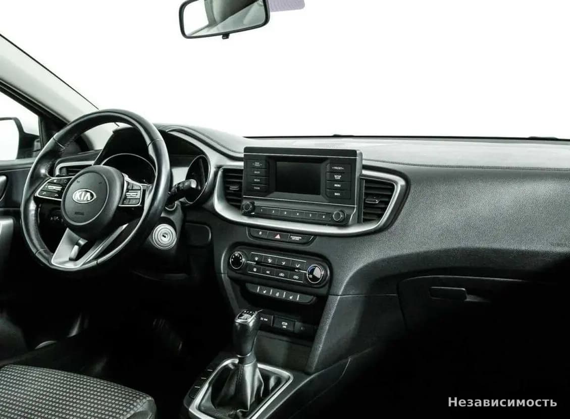 KIA Ceed 2020 с пробегом — фото 10