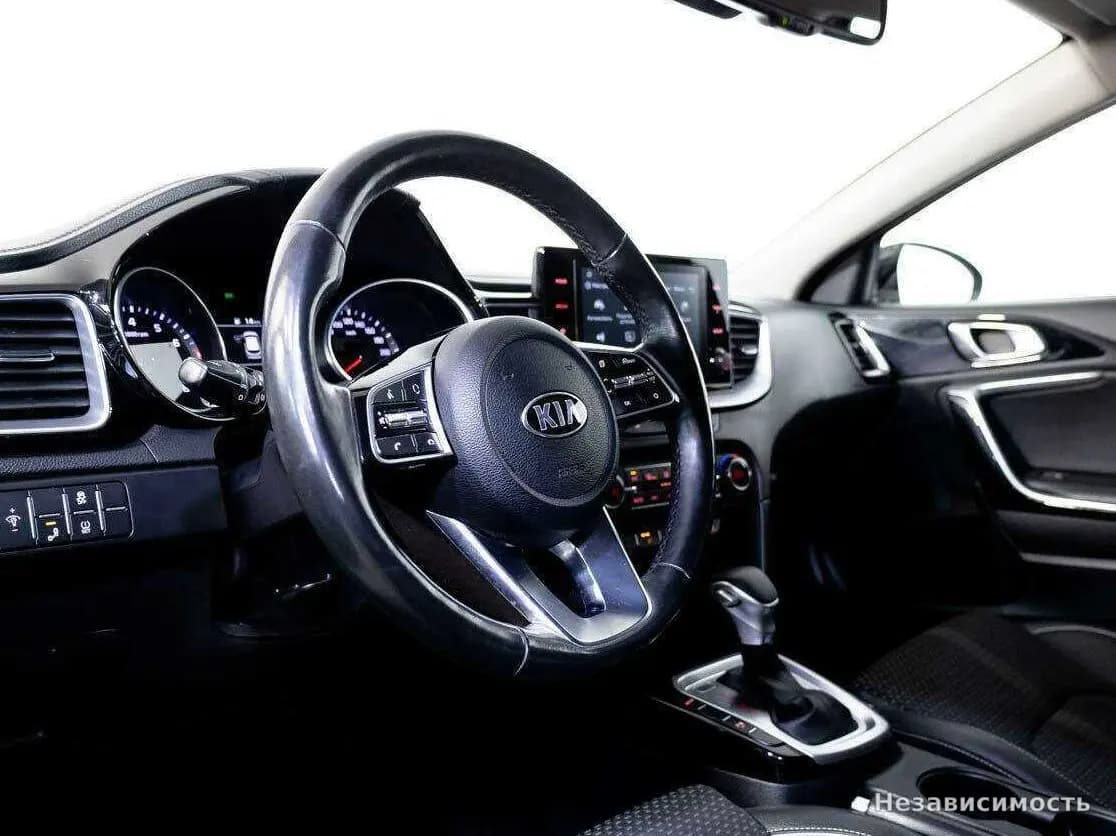 KIA Ceed 2020 с пробегом — фото 10