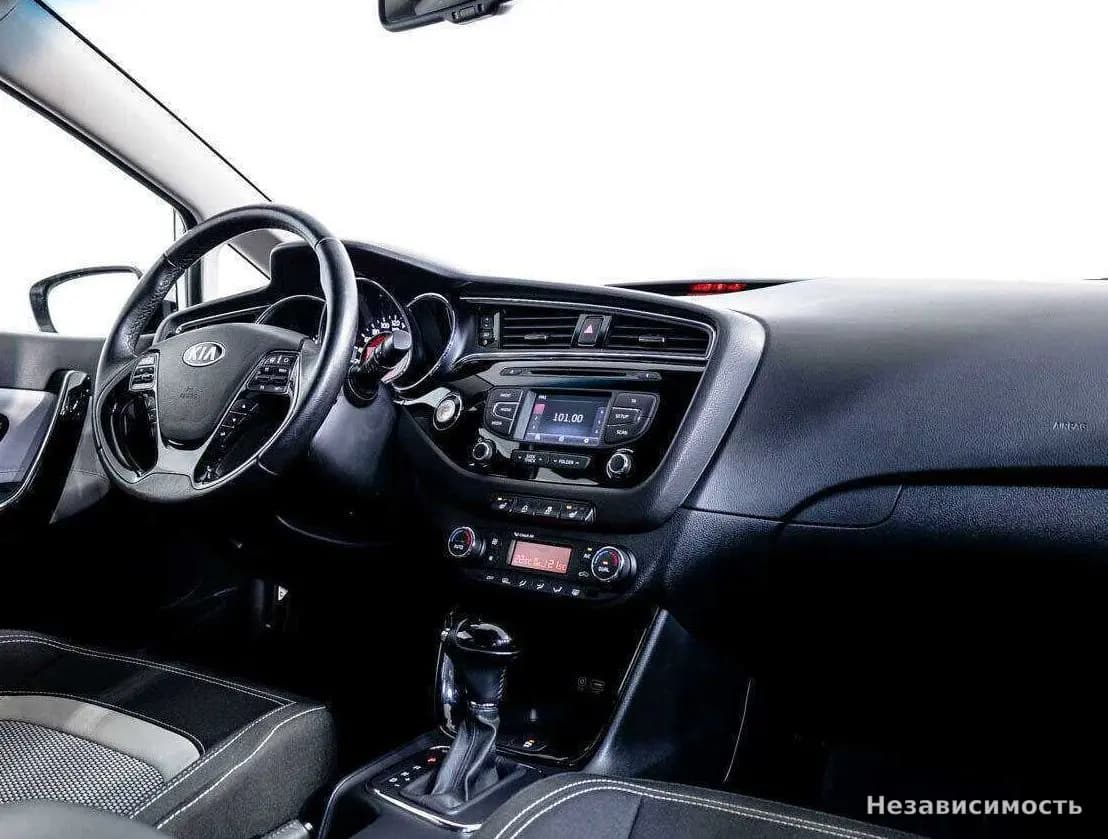 KIA Ceed 2016 с пробегом — фото 8