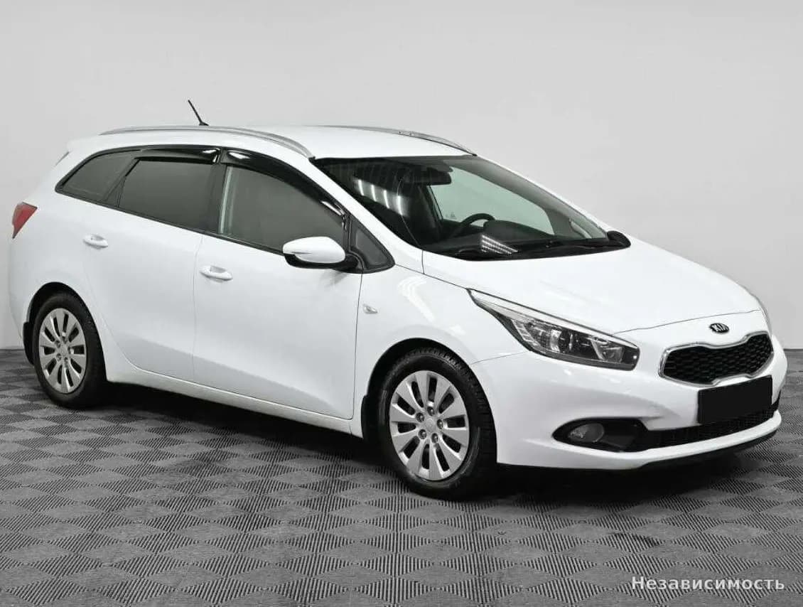 KIA Ceed 2013 с пробегом — фото 3