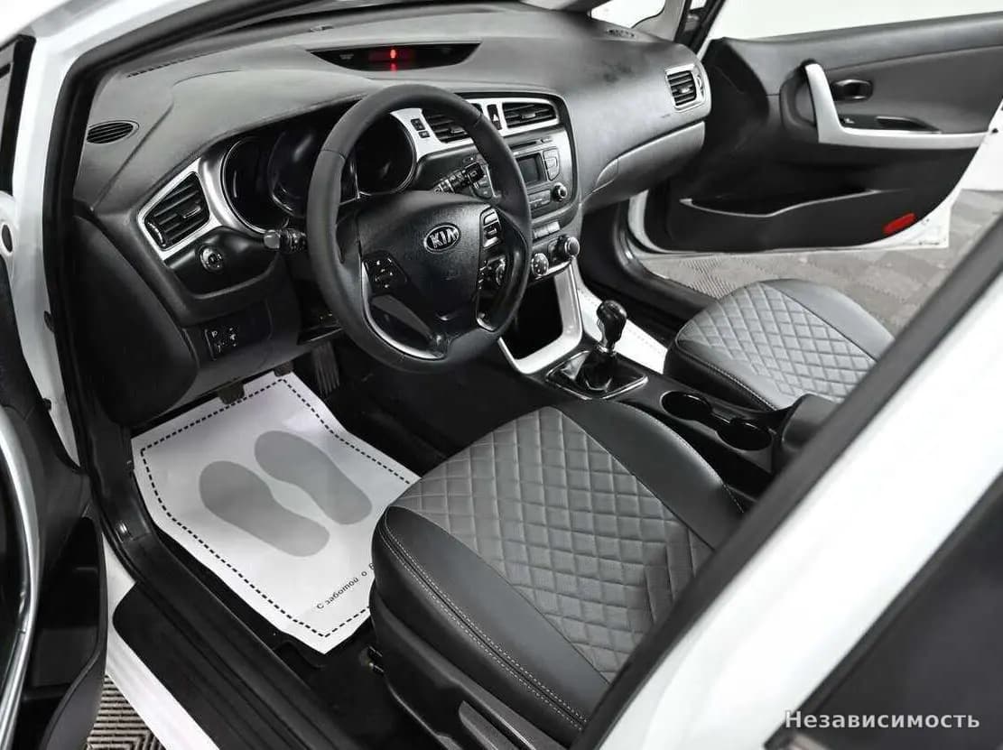 KIA Ceed 2013 с пробегом — фото 8
