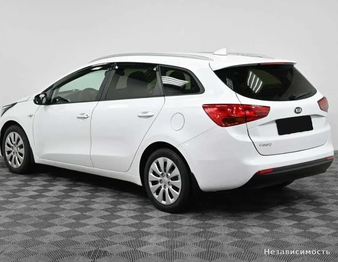 KIA Ceed 2017 с пробегом — фото 4