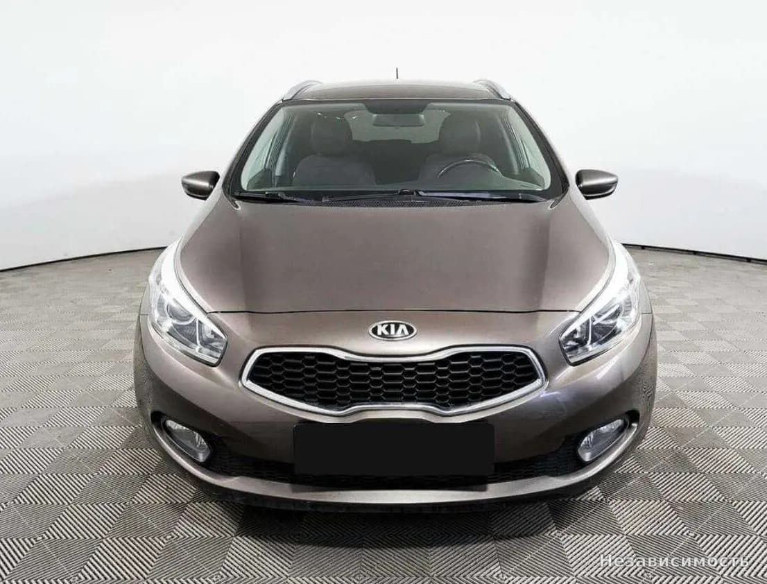 KIA Ceed 2015 с пробегом — фото 2