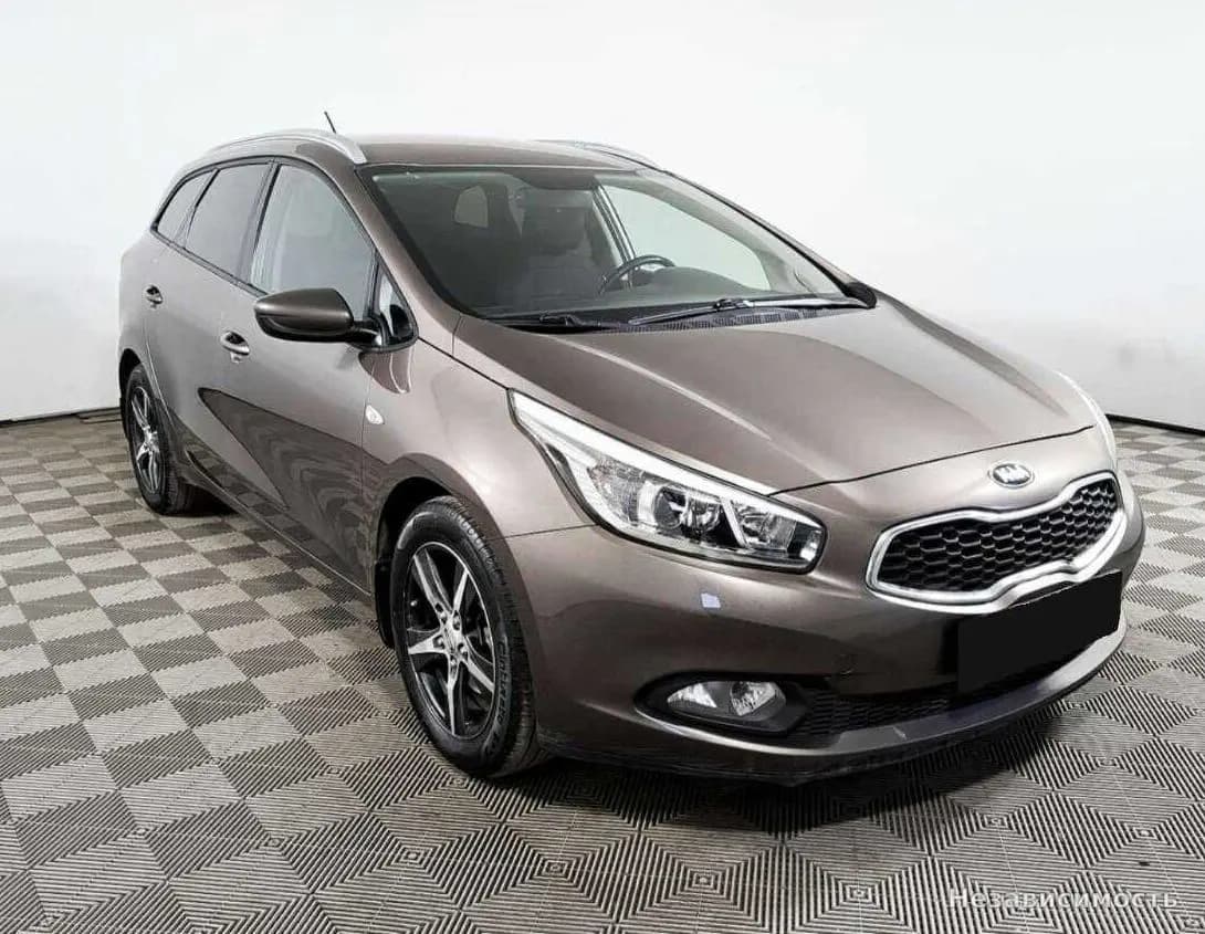 KIA Ceed 2015 с пробегом — фото 3