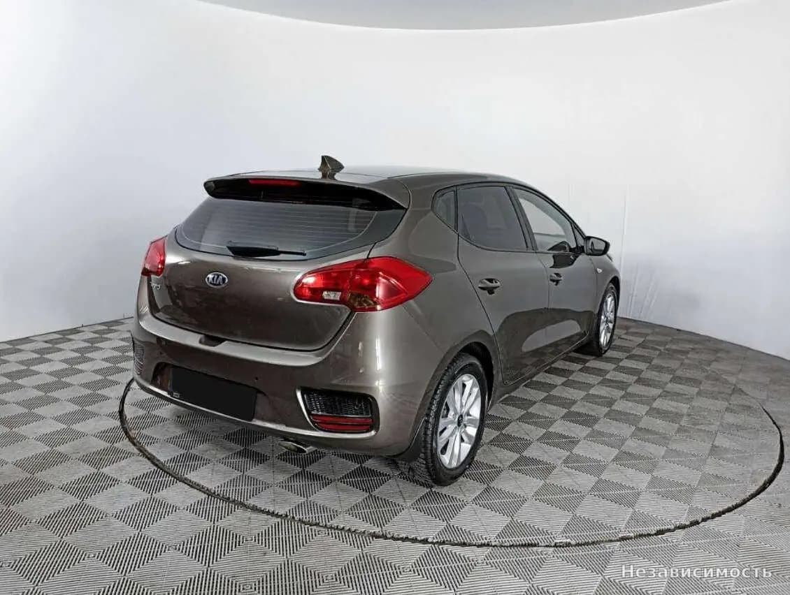 KIA Ceed 2018 с пробегом — фото 5