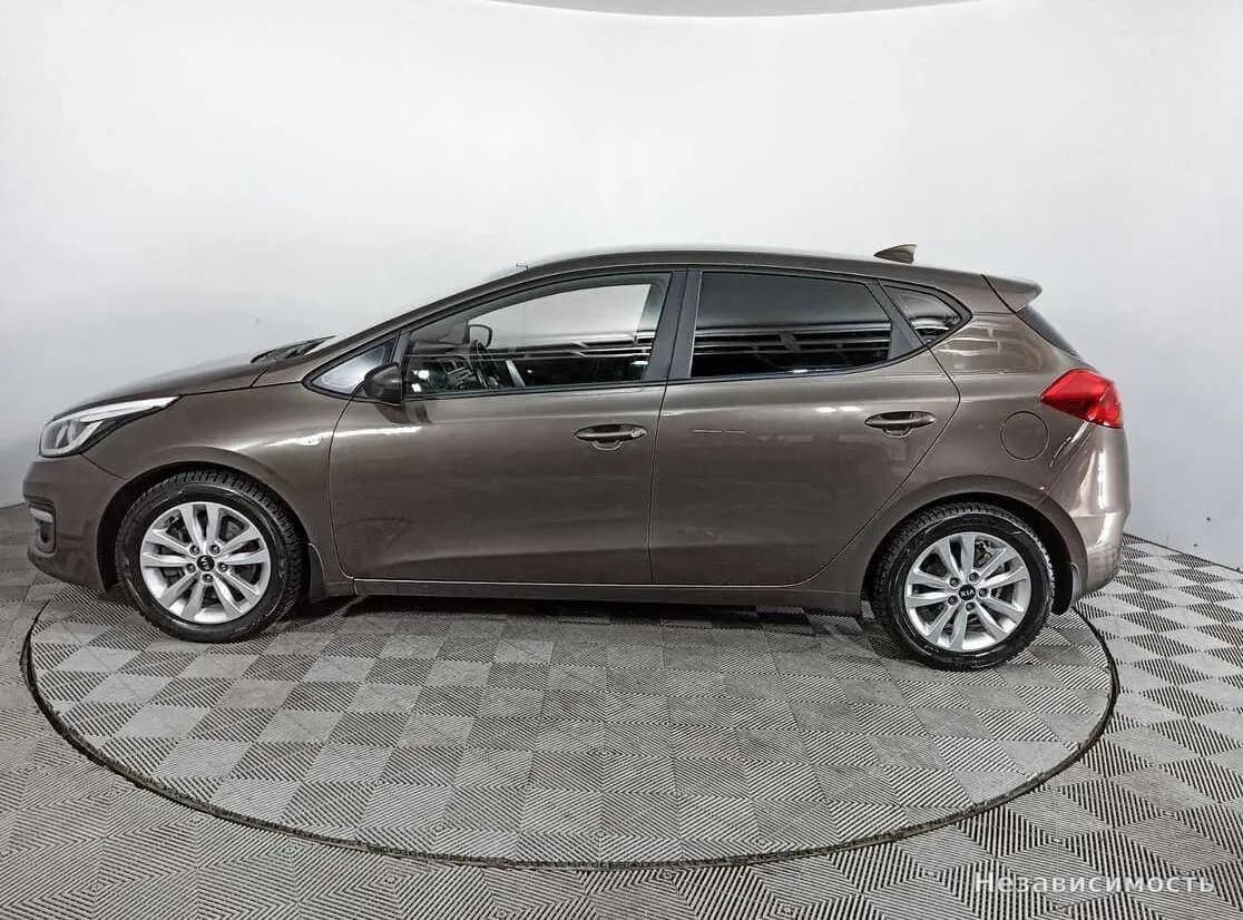 KIA Ceed 2018 с пробегом — фото 8