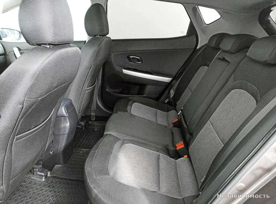KIA Ceed 2018 с пробегом — фото 10