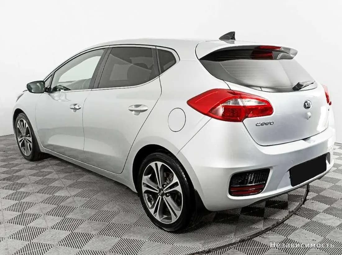 KIA Ceed 2018 с пробегом — фото 7