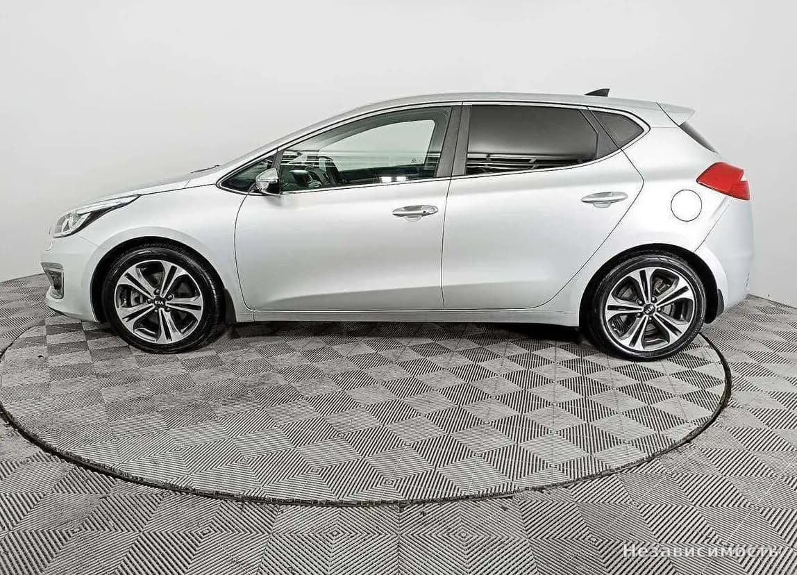 KIA Ceed 2018 с пробегом — фото 8
