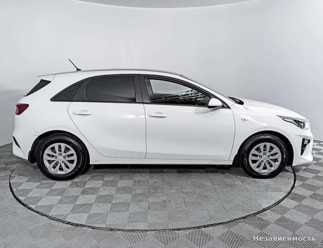 KIA Ceed 2019 с пробегом — фото 4